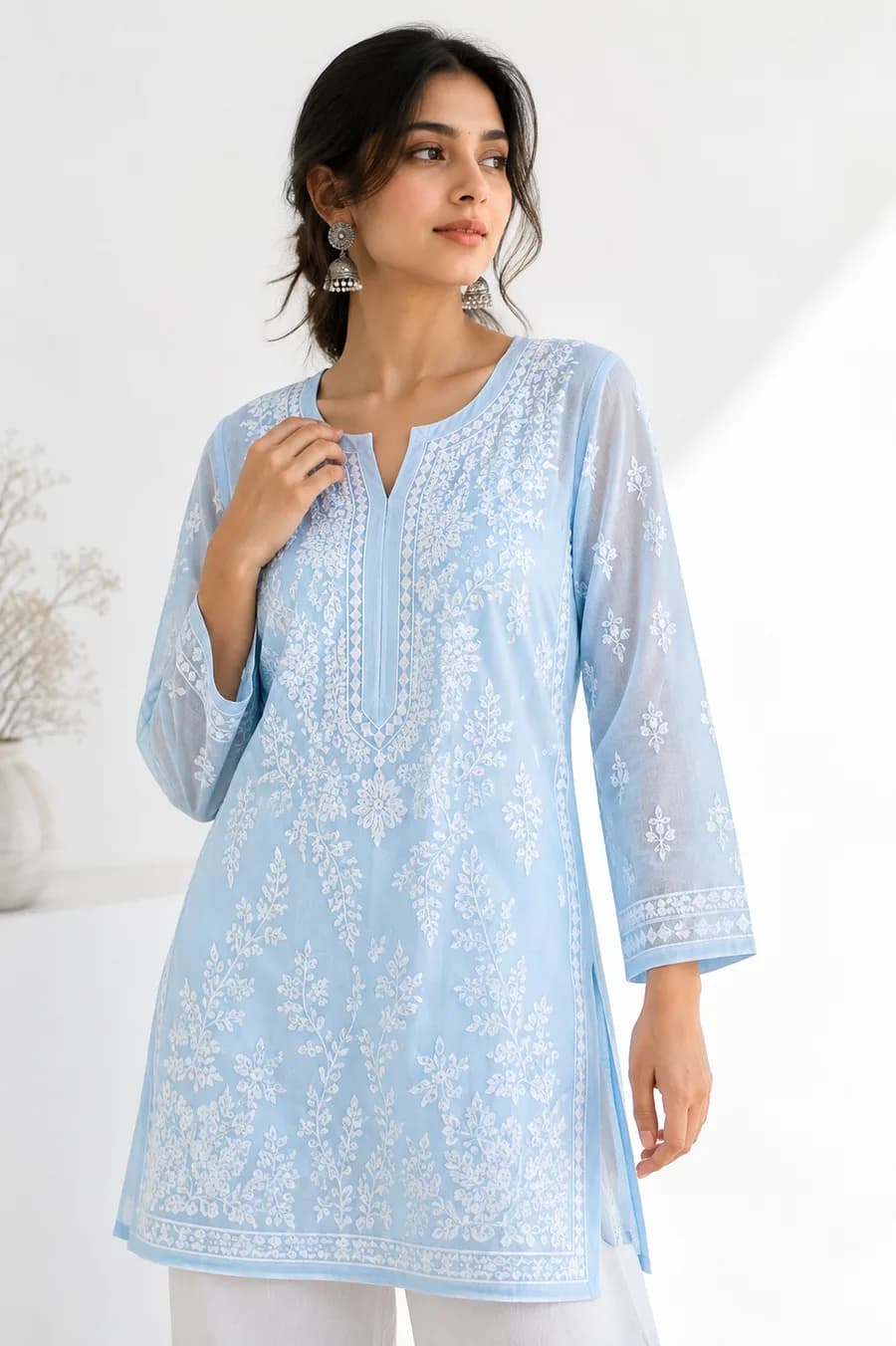 Chikankari Kurti